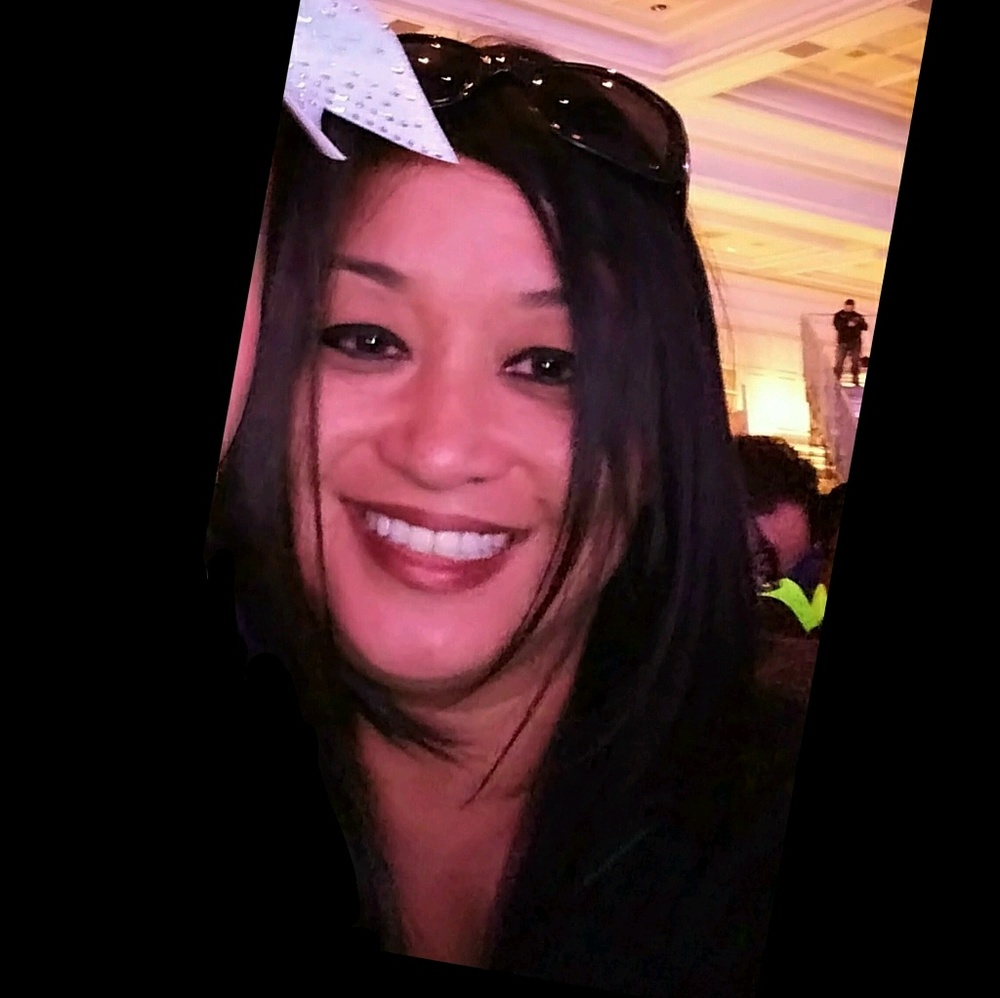 Meet your Posher, Laine